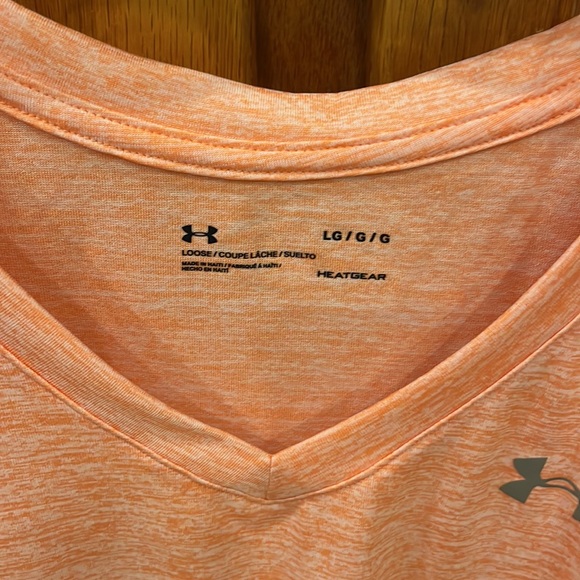 Under Armour, women’s size L, peach color, activewear - Picture 4 of 5